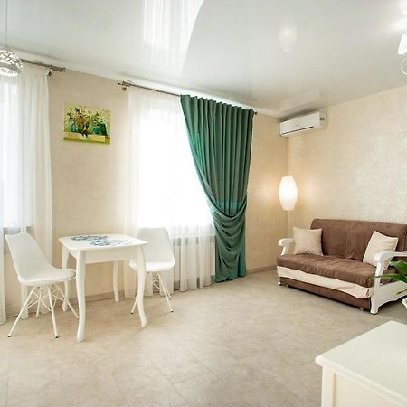 Студия Luxury в центре Николайев Екстериор снимка
